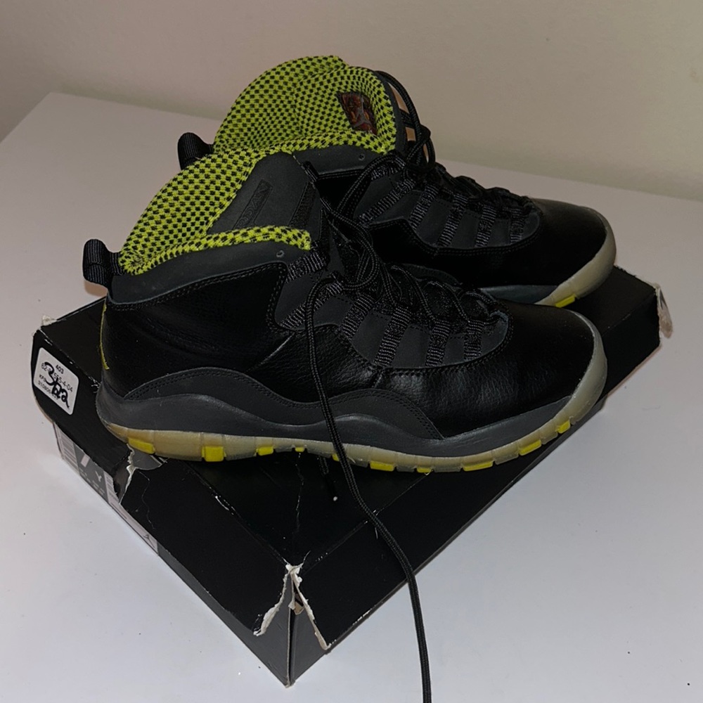 Jordan Retro 10